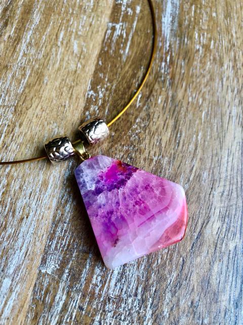 Náhrdelník Rodonit s chirurgickou ocelí